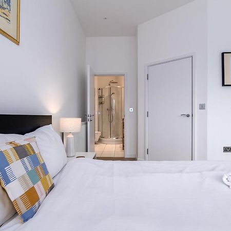Апартаменты Guestready - Industrial Chic In Hackney Лондон Экстерьер фото