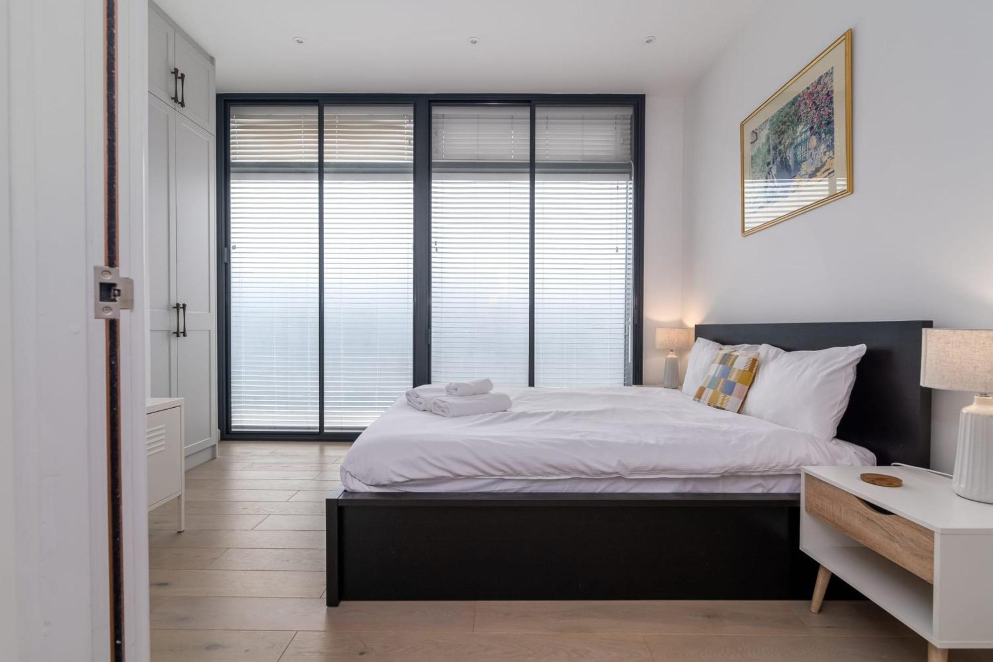 Апартаменты Guestready - Industrial Chic In Hackney Лондон Экстерьер фото